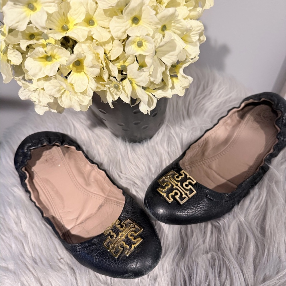Tory Burch Black Leather Logo Ballet Flats with Gold Emblem